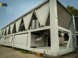 Used Industrial Chiller CARRIER - 890 kW | With warranty