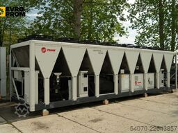 Used Industrial Chiller TRANE - 1079 kW | With warranty