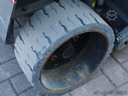 Holland Lift Ecostar HL-9710 Electric, 12m Working Height, 325k