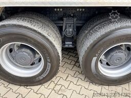 MERCEDES-BENZ Arocs 3246 8x4 Kipper Meiller Bordmatic