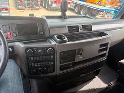 MAN TGX 26.470 Euro 6 Abrollkipper mit Ladekran