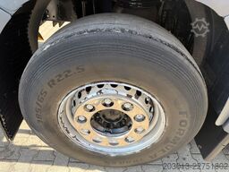 MAN TGX 26.470 Euro 6 Abrollkipper mit Ladekran