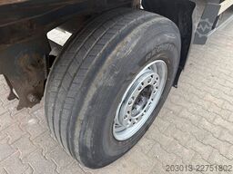 MAN TGX 26.470 Euro 6 Abrollkipper mit Ladekran