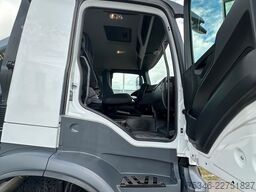 MERCEDES-BENZ Arocs 2545 Kipper/Kran/6x4-4/Lenkachse/128 tkm