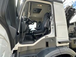 MERCEDES-BENZ Arocs 2545 Kipper/Kran/6x4-4/Lenkachse/128 tkm
