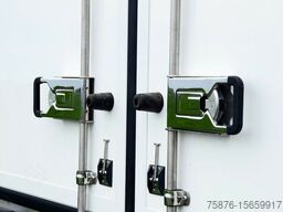 VOLKSWAGEN Crafter 177 PS Koffer 430x210x210 cm