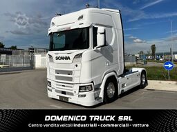 SCANIA S 590 FULL PNEUMATIC 2+2