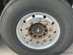 SCHMITZ CARGOBULL SKO 24L * DOPPELSTOCK * LIFT * NEUER MOTOR* ALU*