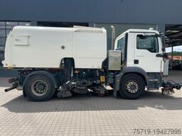 MAN 18.250 4x2 TGM Bucher Cityfant 6000