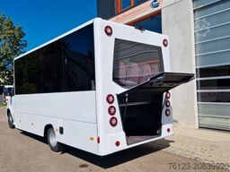 MERCEDES-BENZ 30 Sitzer Schulbus Transferbus 519 Stock