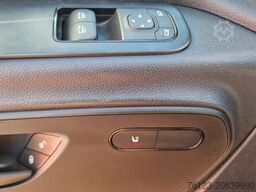 MERCEDES-BENZ 30 Sitzer Schulbus Transferbus 519 Stock