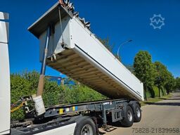 SCHMITZ CARGOBULL SKI 22 / Blatt gefedert