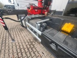 MERCEDES-BENZ Axor 2633 Kipper mit Kran Fassi F135