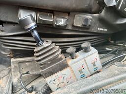 VOLVO FMX 500 6x4 Kipper mit Kran Atlas 172.3E - A4