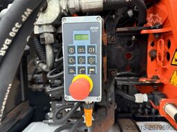 MAN TGS 26.440 Zugmaschine + Atlas Kran 5 Ausschube