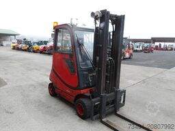 Linde H20D-03 Triplex SS Kabine