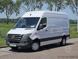 MERCEDES-BENZ SPRINTER 317 L2H2 LED Mbux10 AC!