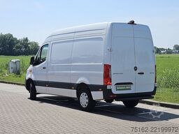 MERCEDES-BENZ SPRINTER 317 L2H2 LED Mbux10 AC!