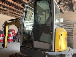 Wacker Neuson ET35 con 3 cazos de excavadora