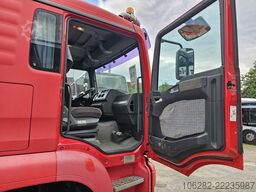 MAN TGA 26.463 FDLC 8x4 Blatt/Luft Lenkachse