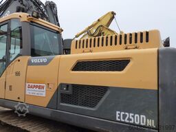 VOLVO EC250DNL