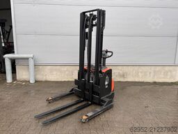 Toyota SWE 120 S, nur 150 Std!