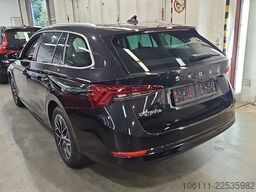 SKODA Octavia Combi Style DSG