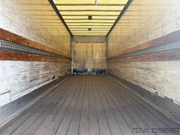 Scania P 380 + 3pedals + 6X2 + LIFT AS + LOADLIFT 2500 KG