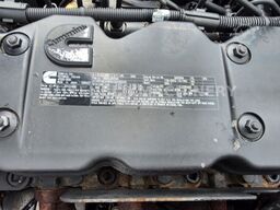 HYUNDAI ROBEX 210W-9