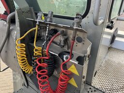 TERBERG YT 182 4X2 Rangeer Trekker / Allison 2009 NL Registratie