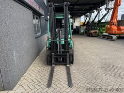 MITSUBISHI FG25N Triplo 550 Freelift / Sideshift LPG 2012