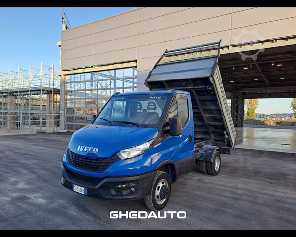 Minibus IVECO Daily V 35.12 2019 - daily 35 C12 3000 cab. E6d-temp