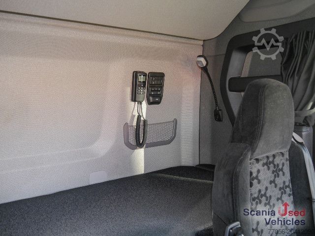 Standardowy ciągnik siodłowy Scania R 460 A4x2NA - SUPER -