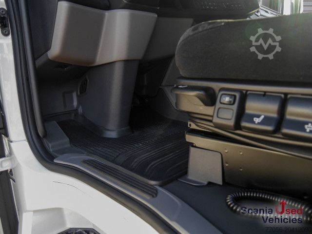 Standardowy ciągnik siodłowy Scania R 460 A4x2NA - SUPER -