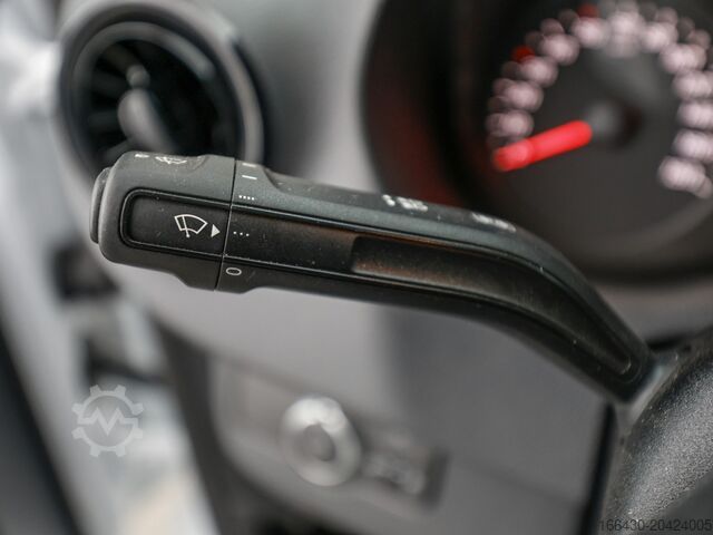 Xe van thùng kín Mercedes-Benz Sprinter 315 CDI Kasten L2H2 AHK Stdhz. Navi