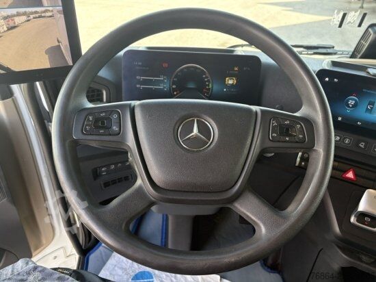 Tractora standard MERCEDES-BENZ 1851 GIGASPACE, RETARDER, HYDRAULIK, MIRROR-CAM