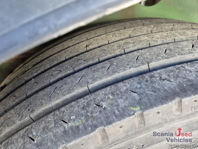 Otvorena poluprikolica s ceradom Schwarzmüller J-Serie JOLODA Unfall !