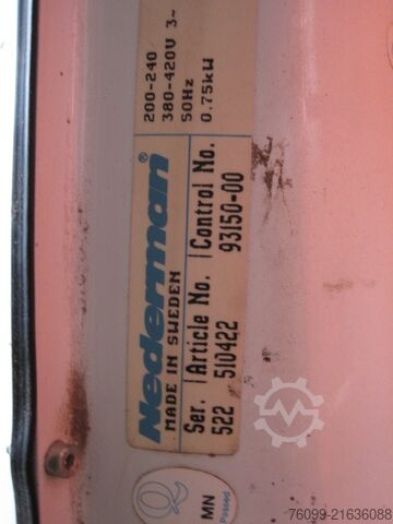 Nederman sustav za ekstrakciju ispušnih plinova za kamione / automobile  