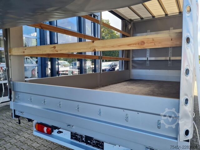 Фургон-шафа з фіранкою Renault Master 35 Pritsche SchiebePlane Schlafkabine