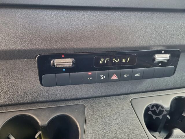 Șasiu cu cabină Mercedes-Benz Sprinter 319 CDI Chassis cabine DC 6 Zits Euro 6E