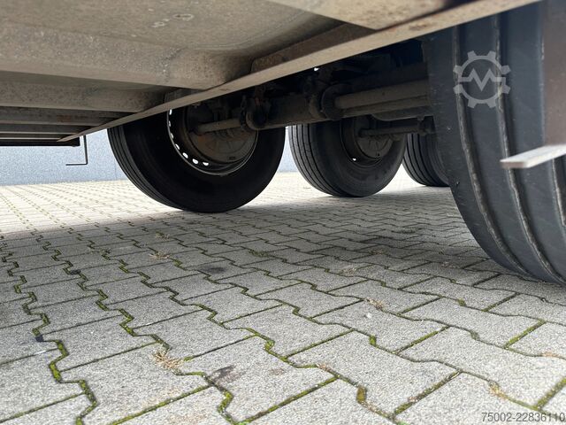 Рефрижераторная/морозильная транспортировка Schmitz Cargobull THERMOKING SLXe 300 D/E (8448 hrs) / FRC 05-202...