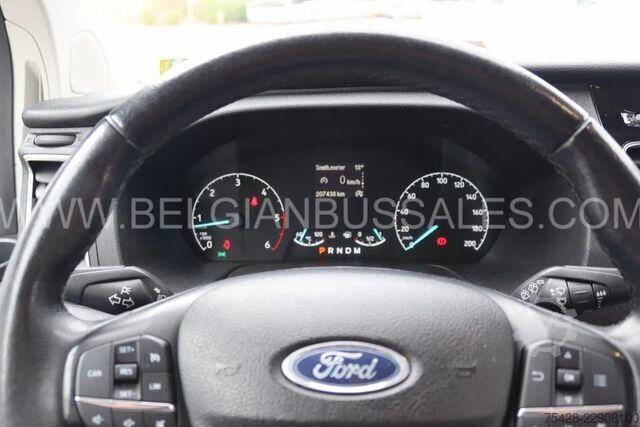 Pasažieru autobuss Ford Tourneo Custom / Automatic gearbox / Full optio...