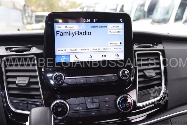 Pasažieru autobuss Ford Tourneo Custom / Automatic gearbox / Full optio...