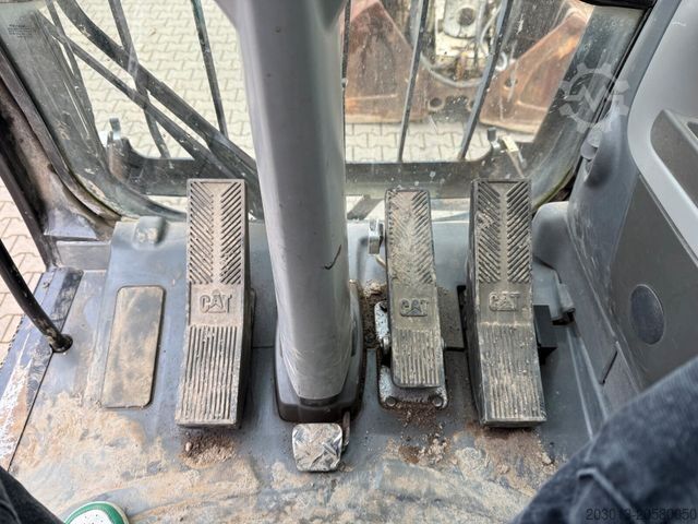 Kolesový bager CATERPILLAR M318D Mobilbagger *9.235 h *Schnellw. *Greifer