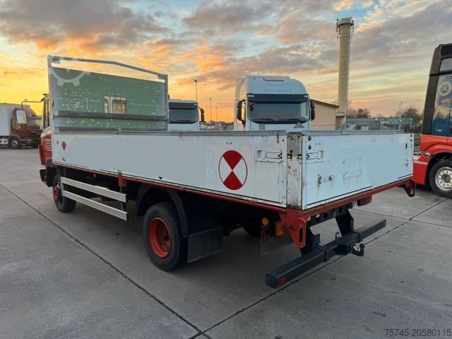 Samochód do przewozu napojów MERCEDES-BENZ 914 * PRITSCHE * GETRÄNKE * ORG KM*6 ZYLINDER *