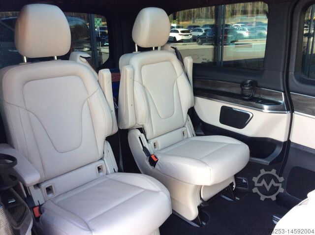 Минибус Mercedes-Benz EQV 300 L SpurW Sport Luft Pano Navi SoundSys