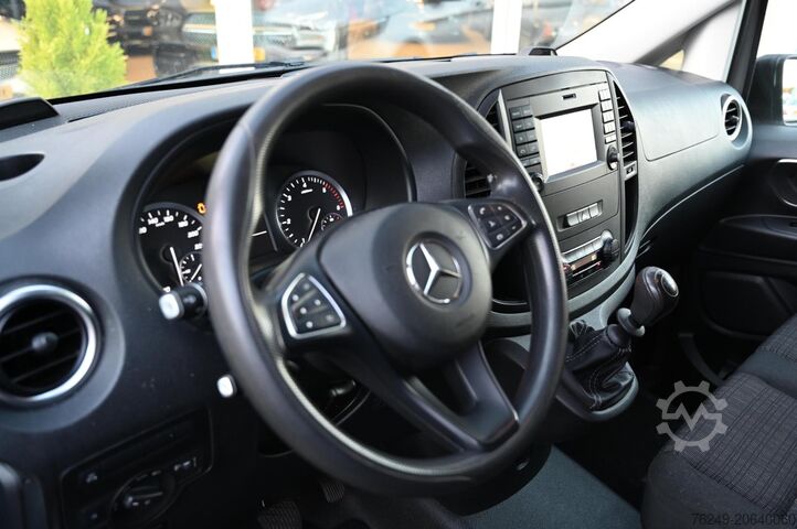 High-roof van Mercedes-Benz Vito 111 CDI Lang Navi Camera