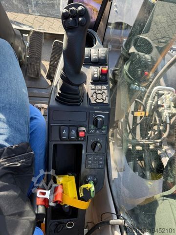 Mobile excavator VOLVO EWR150E Mobilbagger mit ROTATOR ENCONG EC319