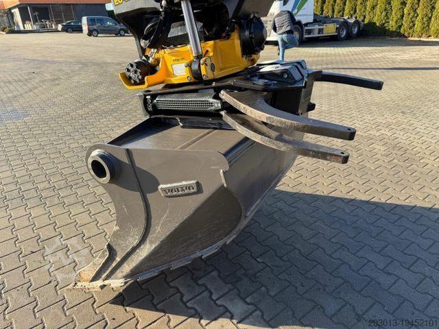 Mobile excavator VOLVO EWR150E Mobilbagger mit ROTATOR ENCONG EC319