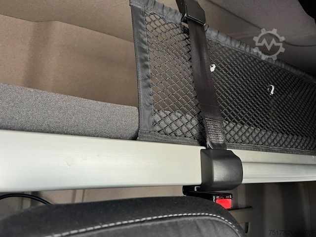 बॉडी बदलने वाला ट्रक MAN TGX